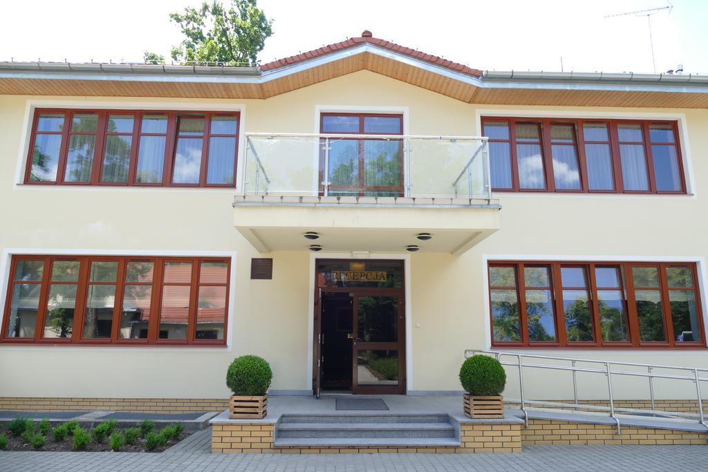 Ckm Centrum Konferencyjne Mazowsze Otrebusy ภายนอก รูปภาพ